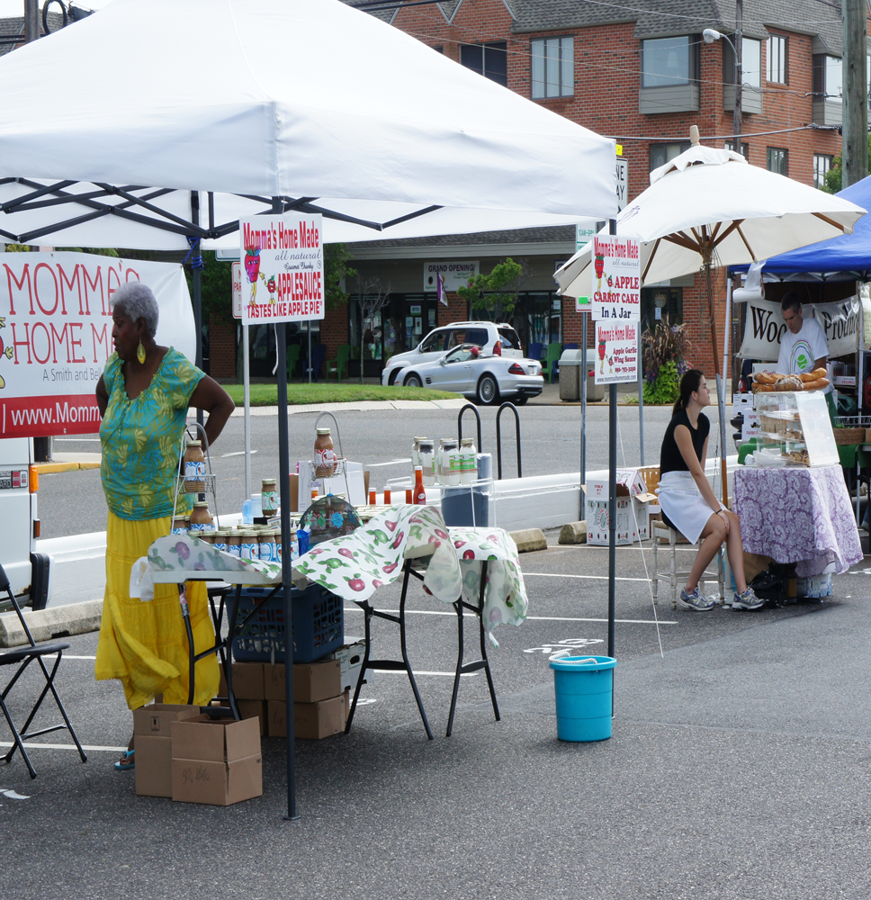 Farmers Market More Momma